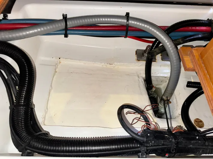 Glide Away Yacht Photos Pics 