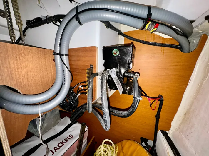 Glide Away Yacht Photos Pics 