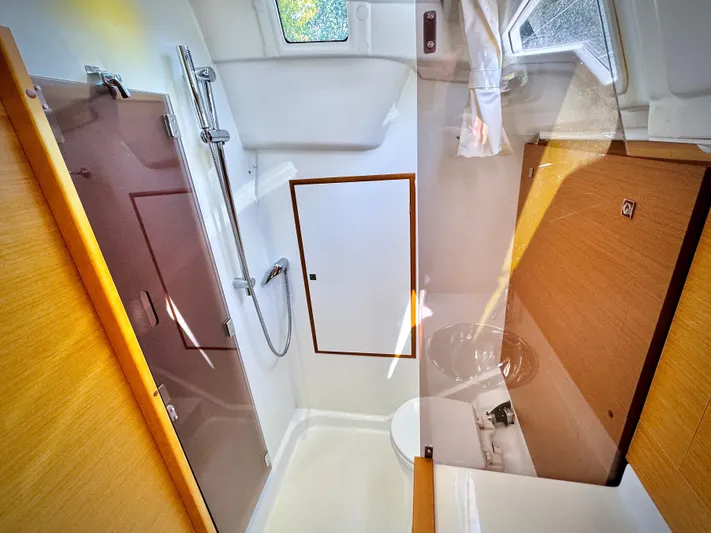 Glide Away Yacht Photos Pics 