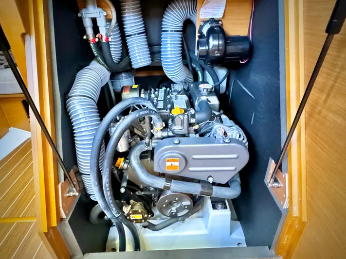 Glide Away Yacht Photos Pics 