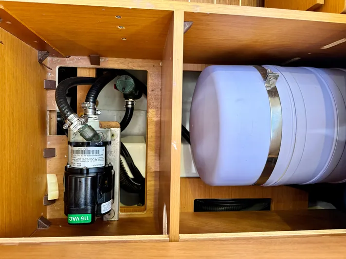 Glide Away Yacht Photos Pics 