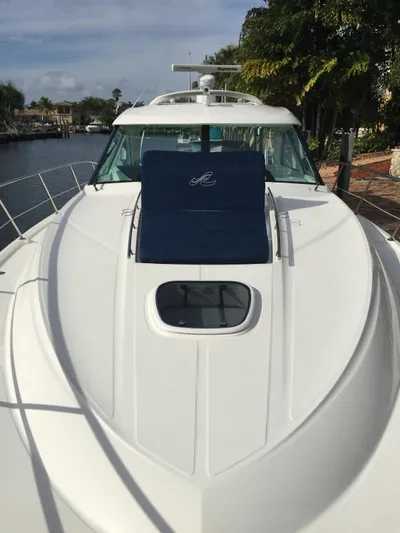 Beach House Yacht Photos Pics 