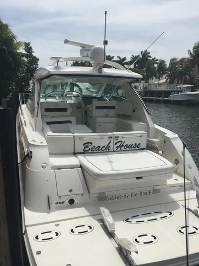 Beach House Yacht Photos Pics 