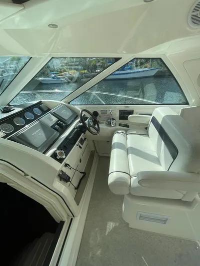 Beach House Yacht Photos Pics 