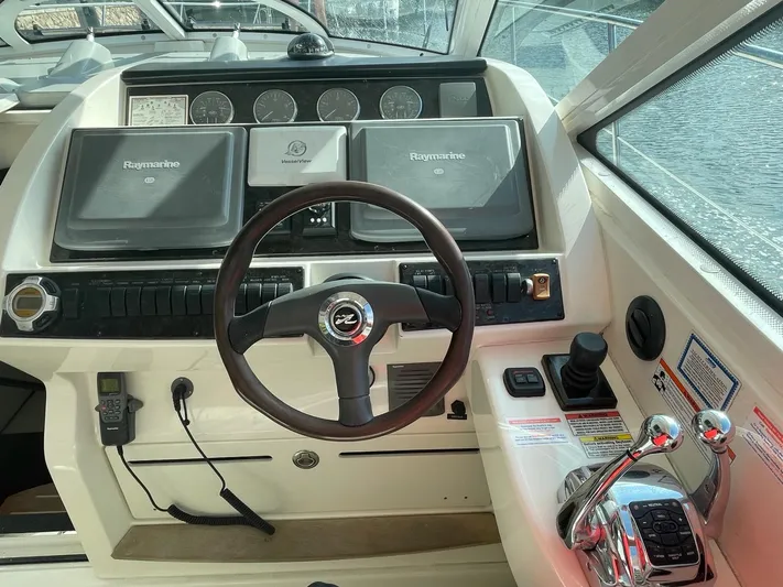 Beach House Yacht Photos Pics 