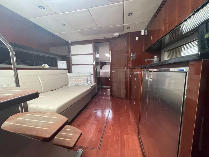 Beach House Yacht Photos Pics 