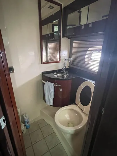 Beach House Yacht Photos Pics 