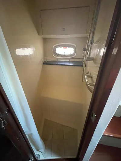 Beach House Yacht Photos Pics 