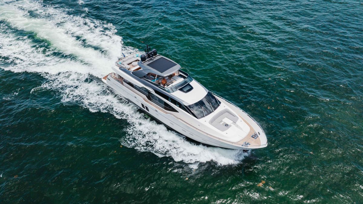 2022 Sanlorenzo 86 
