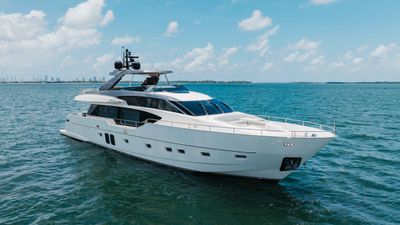 Yacht