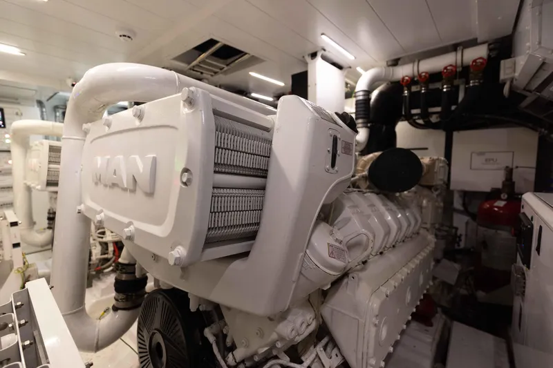 Sasa Yacht Photos Pics 