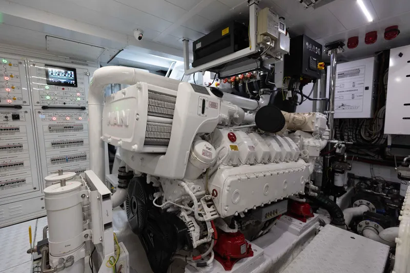 Sasa Yacht Photos Pics 