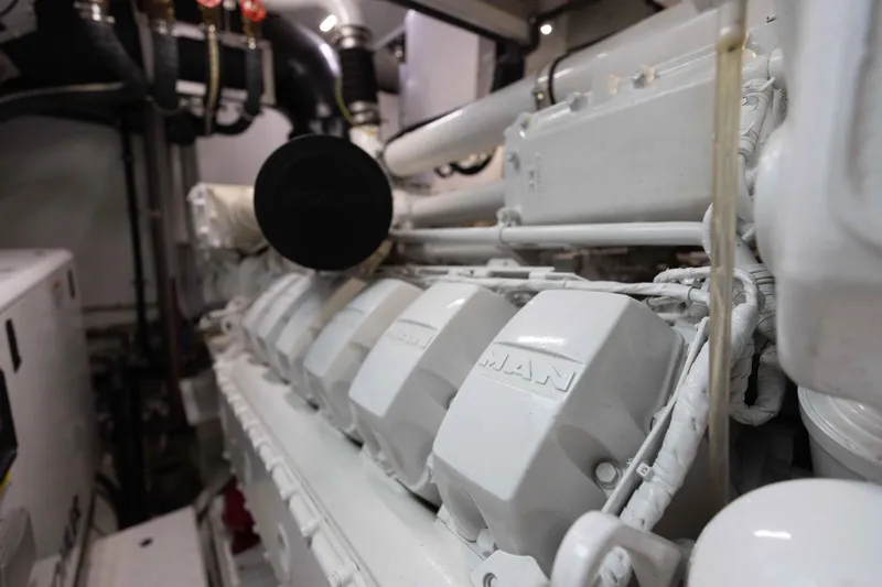 Sasa Yacht Photos Pics 