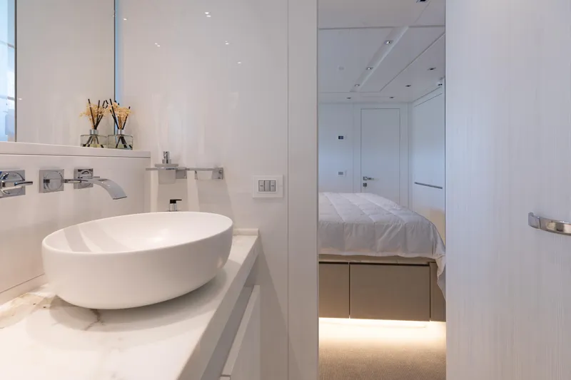 Sasa Yacht Photos Pics 