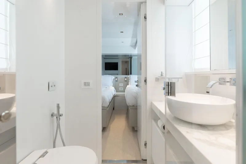 Sasa Yacht Photos Pics 