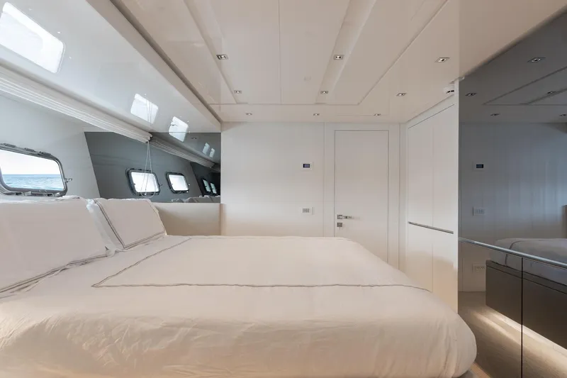 Sasa Yacht Photos Pics 