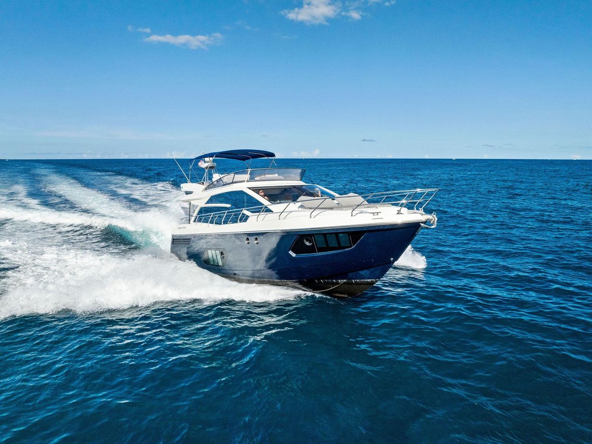 2013 Absolute 55 