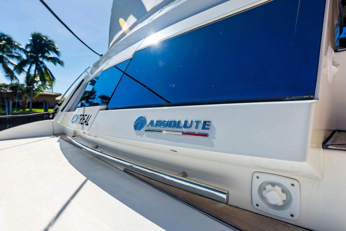 2013 Absolute 55 