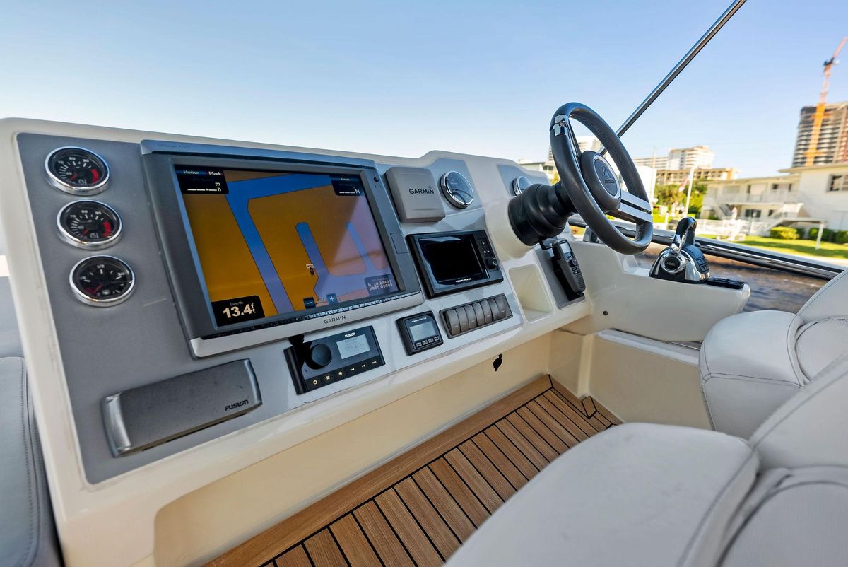 2013 Absolute 55 