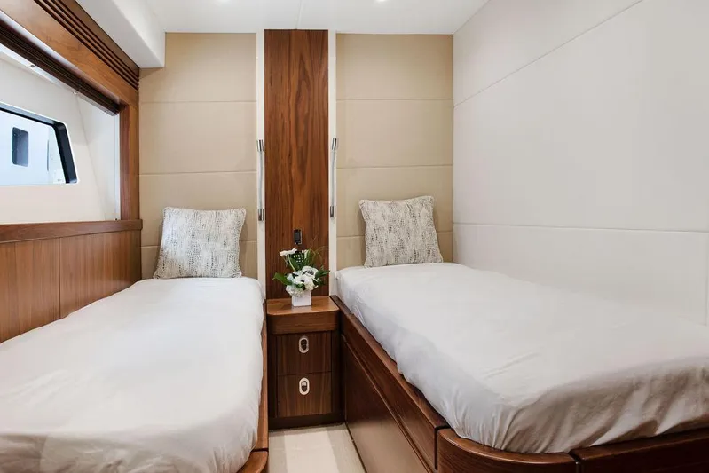 Sea La Vie Yacht Photos Pics 