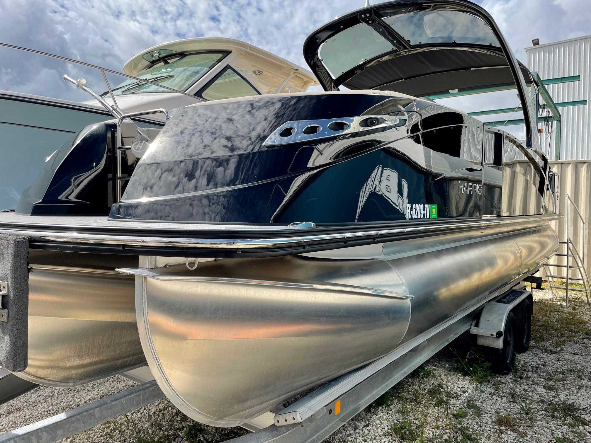 2022 Harris Crowne SL 250