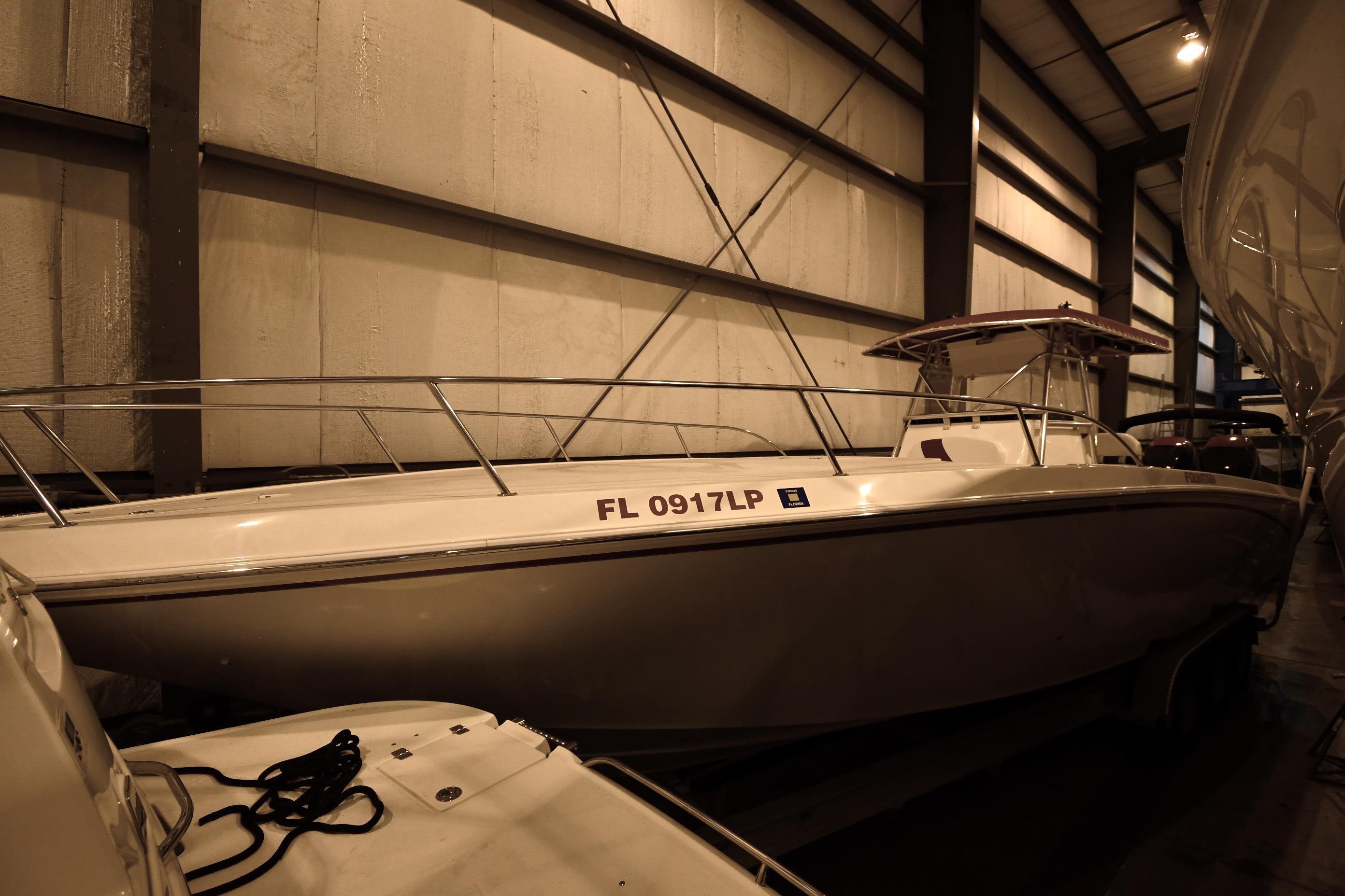 Fountain 38 Center Console