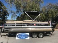 2015 Sun Tracker DLX22
