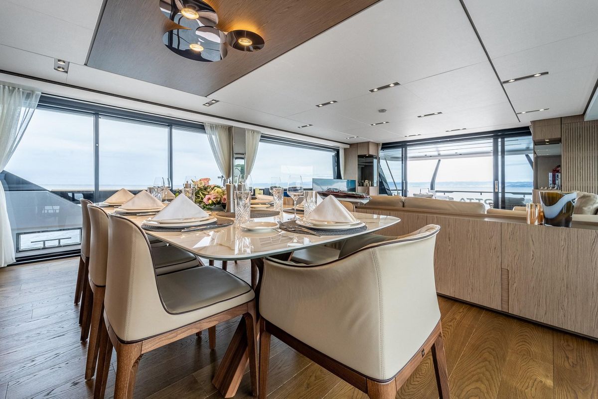 2023 Ferretti Yachts 78 