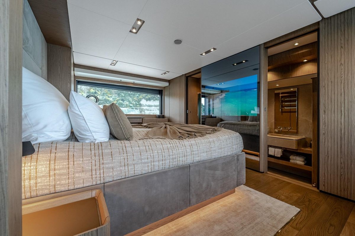 2023 Ferretti Yachts 78 
