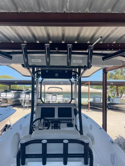  Yacht Photos Pics 2024 Sea Cat 262 HC boat with advanced navigation system and rod holders.