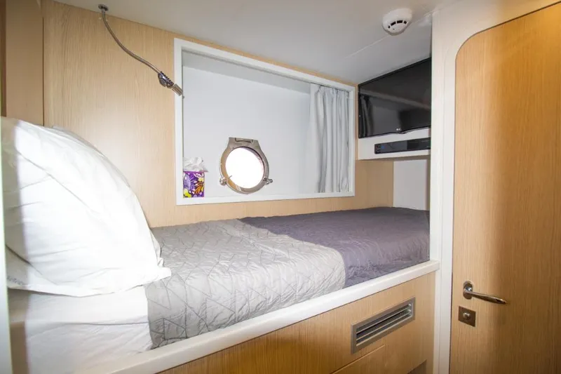 Shangri-la Yacht Photos Pics 