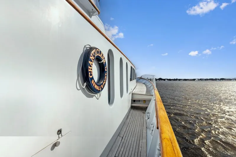 Chanticleer Yacht Photos Pics 