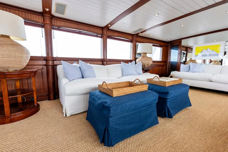 Chanticleer Yacht Photos Pics 