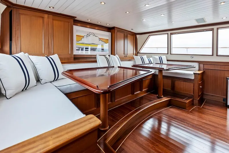 Chanticleer Yacht Photos Pics 