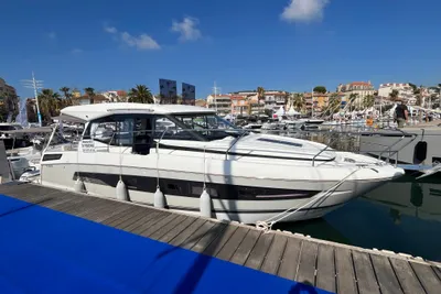 2019 Jeanneau NC 37