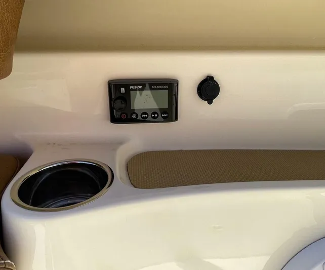 Shady Lady 2 Yacht Photos Pics Fusion MS-NRX300 control on Scout 380LXF boat, 2019 model.