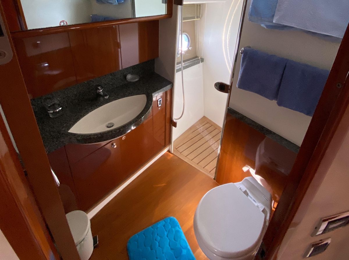 2007 Princess 70 