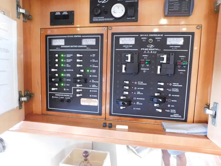 Sea Y'all Yacht Photos Pics Electrical control panel on a 2004 Regal Commodore 3860 yacht.