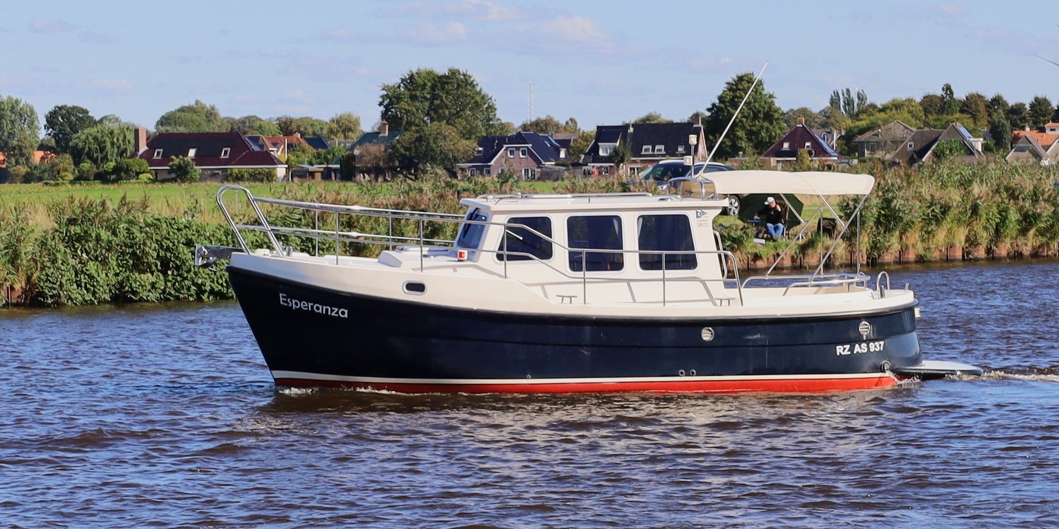 2011 Cantia 28 Cabin Cruiser