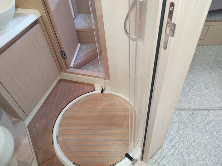 Blue Yacht Photos Pics Blue guest head shower