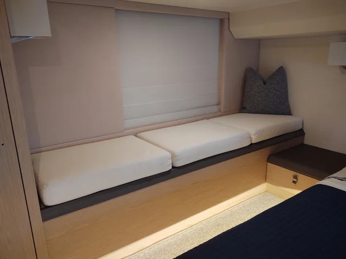 Blue Yacht Photos Pics Blue owners stateroom window blinds