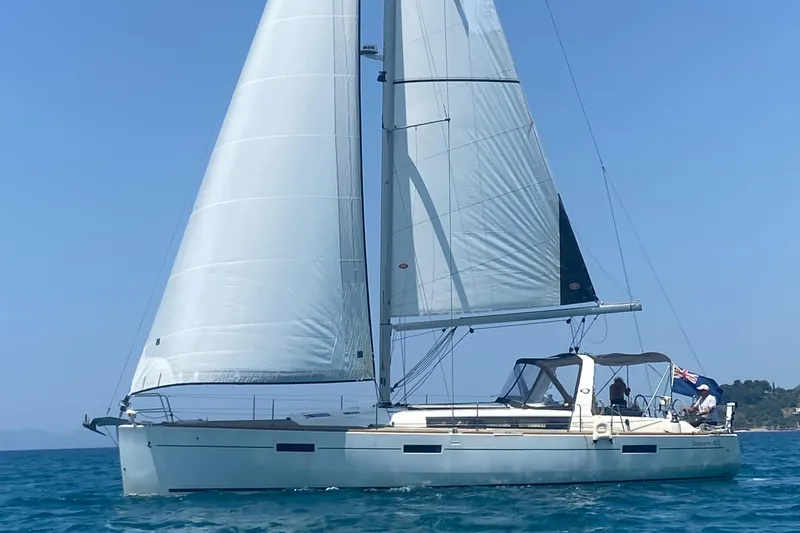 Lady Larus Of Braye Yacht Photos Pics 