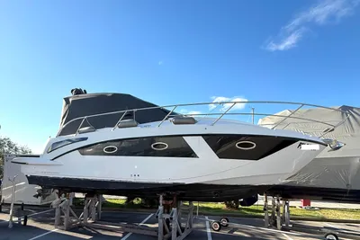 2022 Pearlsea 31 Hard Top