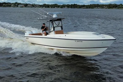 Intrepid 32 CUDDY