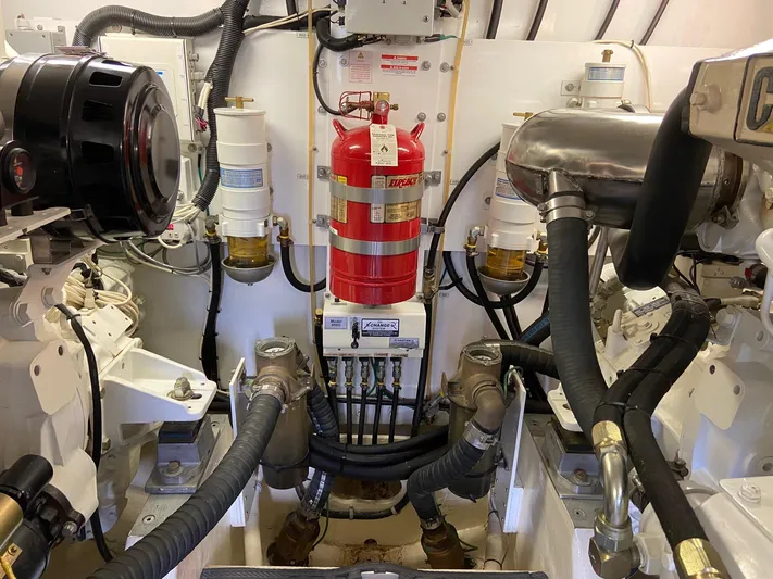 C's The Bay Yacht Photos Pics 