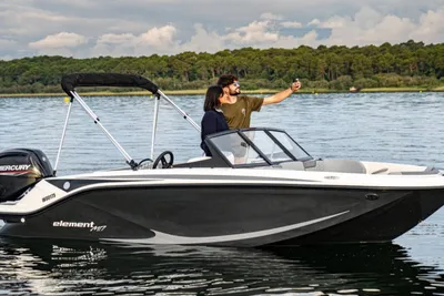 2026 Bayliner Element M17