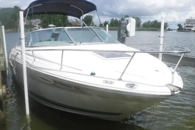 Sea Ray 225 Weekender