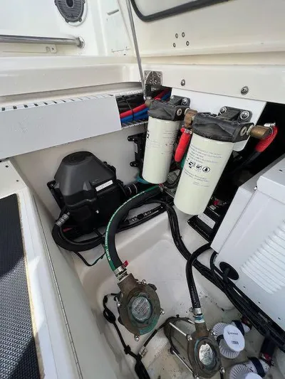  Yacht Photos Pics SYS YACHT SALES/ALEX ROWE