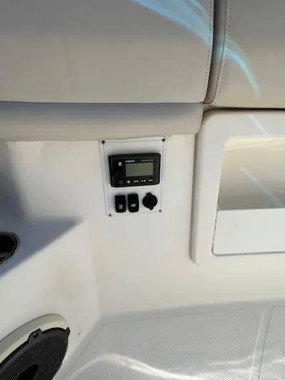  Yacht Photos Pics SYS YACHT SALES/ALEX ROWE