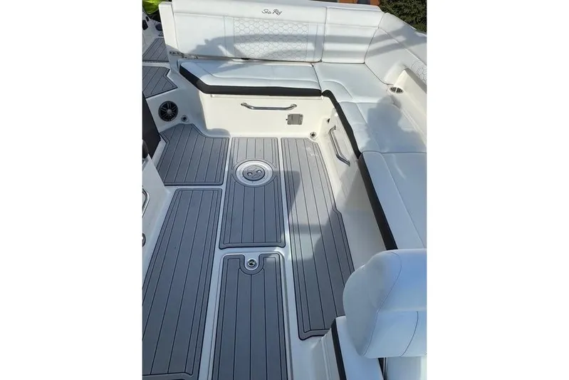  Yacht Photos Pics 2019 Sea Ray SDX 290 Outboard boat interior with white seating and gray flooring.